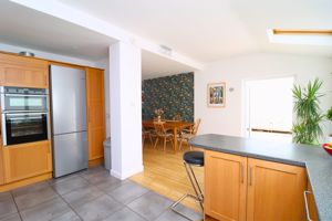 Photo 18- click for photo gallery